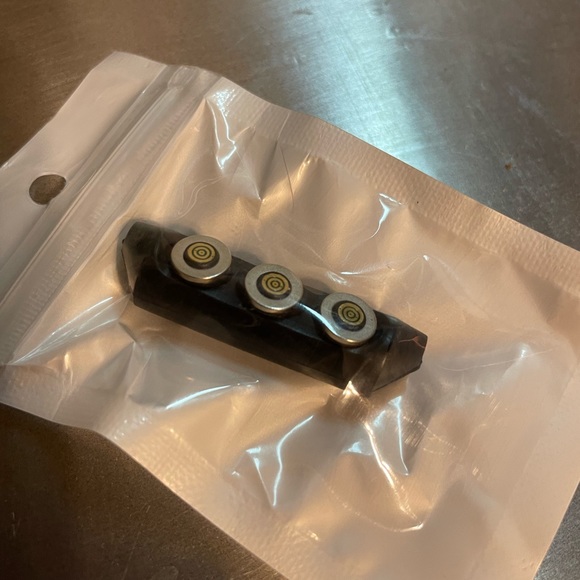 3-in-1 Magnetic Charging Cable - The On-The-Go Solution for All Your Devices - Picture 5 of 7